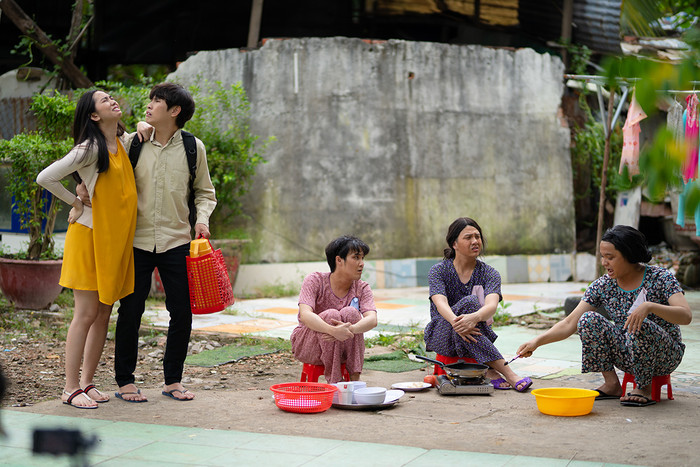 'Tắt tiếng' của Huỳnh Lập - Duy Khánh- Lê Nhân 'cà khịa' CĐM: Từ chuyện Đông Nhi đi đẻ đến cứu trợ mùa lũ Ảnh 9