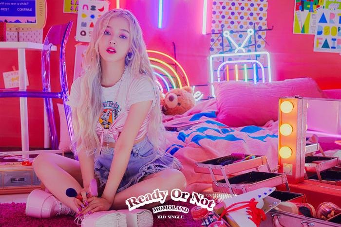 Momoland tung teaser 'Ready Or Not': JooE thăng hạng nhan sắc, giống Min đến bất ngờ Ảnh 5