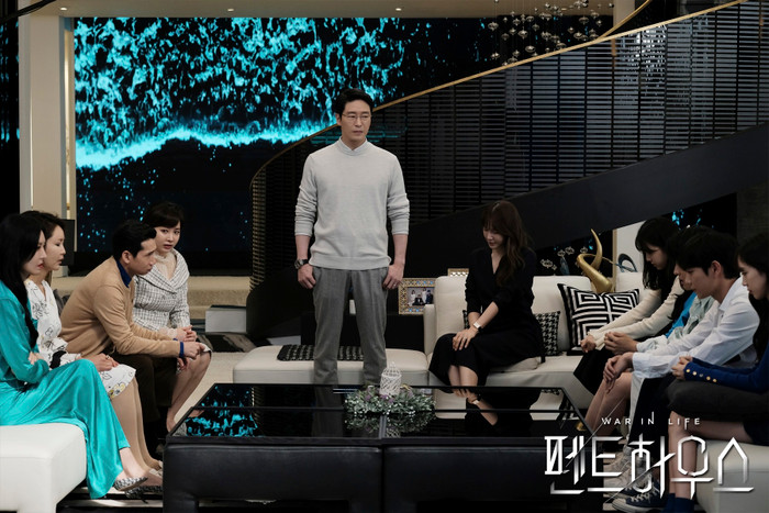 'Penthouse': Bộ phim Hàn gây ức chế nhất Việt Nam 2020, đây là 3 bí ẩn chưa thể giải đáp Ảnh 5