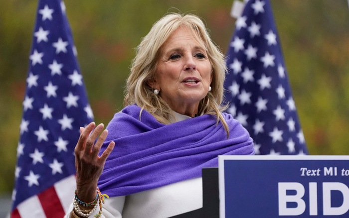 Học vấn đáng nể của Đệ nhất phu nhân Mỹ Jill Biden: Sở hữu 1 bằng cử nhân, 2 bằng Thạc sĩ, 1 bằng Tiến sĩ Ảnh 2