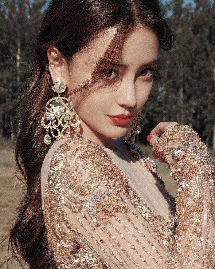 Fan của Angelababy 'làm loạn': Cnet không hùa vào mắng mà bênh vực cô Ảnh 9