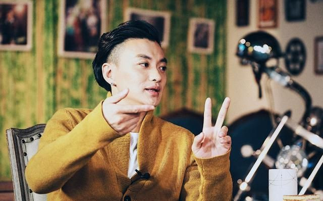 Châu Nhất Vệ - diễn viên cùng đóng Trường An 12 canh giờ với Dịch Dương Thiên Tỉ có lời khen dành cho thành viên của TFBoys.