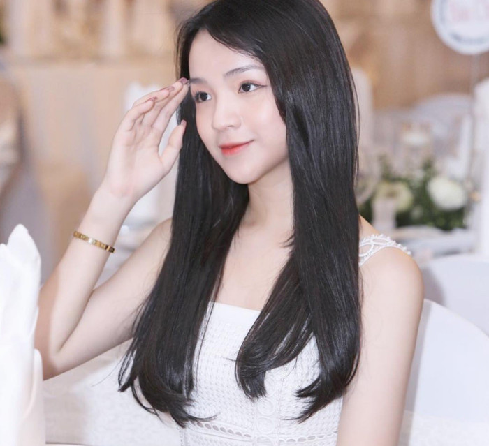 Kể chuyện 'cưa đổ' chàng trai hơn 11 tuổi, em dâu hụt Phan Thành làm dân tình hoang mang? Ảnh 9