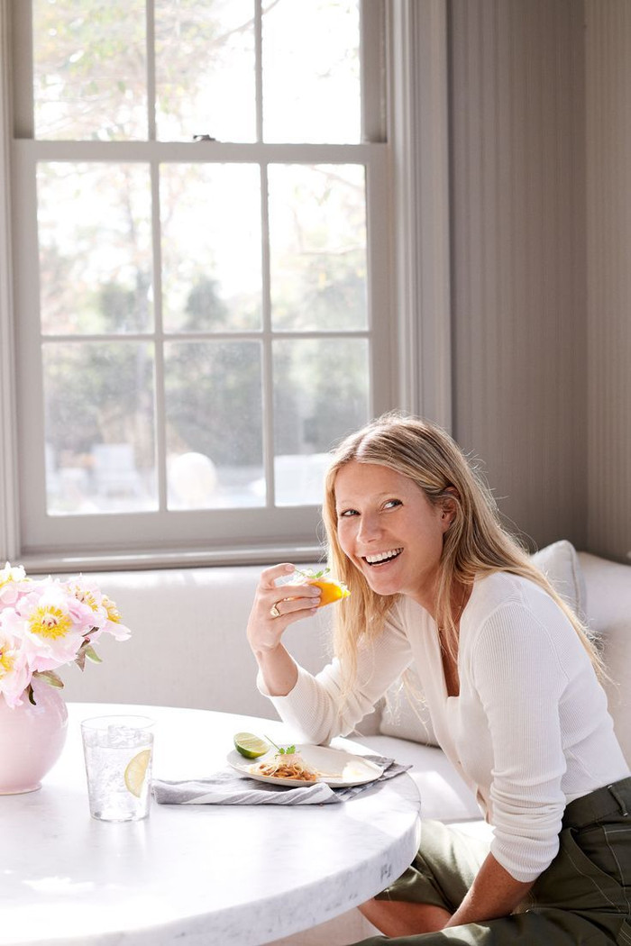 Rihana, Amber Heard và loạt sao đã phải trải qua quá khứ bị bạo hành Ảnh 3