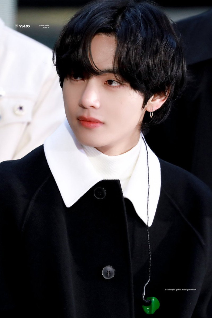 V (BTS) 'nắm trùm' Kpop: Trở thành 'Biểu tượng Phong cách & Sắc đẹp 2020' Ảnh 5