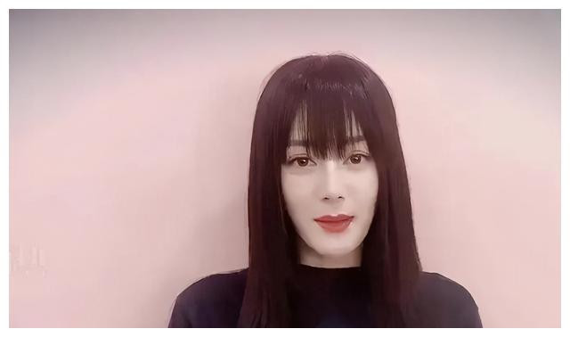 Chặng đường 5 năm của Địch Lệ Nhiệt Ba: Nổi tiếng đến bị chê bai, nhan sắc không còn như trước Ảnh 14