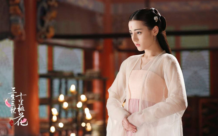 Chặng đường 5 năm của Địch Lệ Nhiệt Ba: Nổi tiếng đến bị chê bai, nhan sắc không còn như trước Ảnh 7