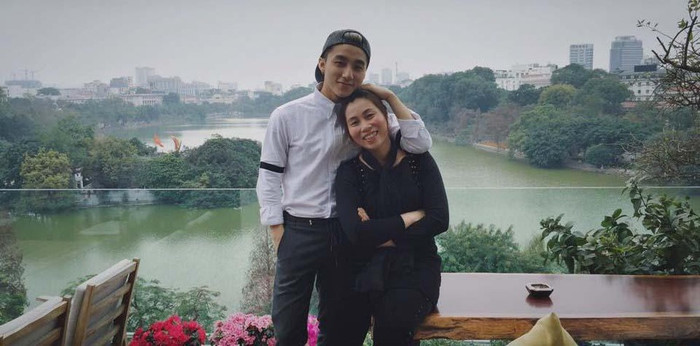 Sơn Tùng MTP và mẹ ruột. 