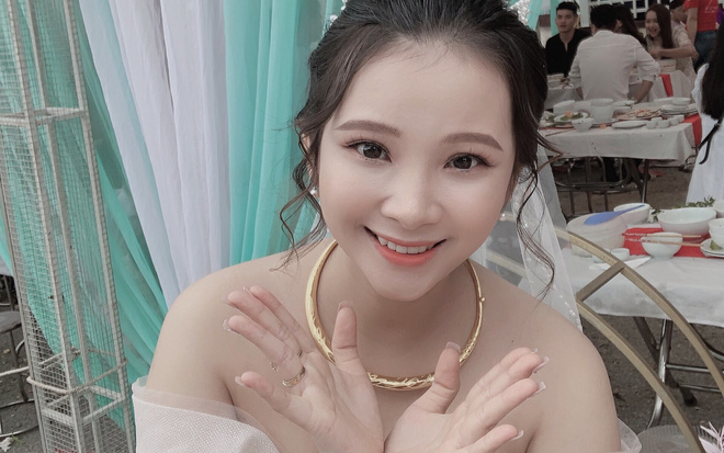 'Hotgirl dân tộc' đình đám một thời khiến dân mạng ngỡ ngàng trước hình ảnh này Ảnh 2