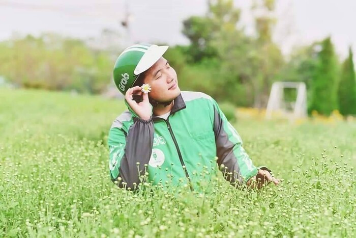 Lấy dụng cụ nhà bếp để làm 'khiên' chống cướp giật, anh xe ôm công nghệ được cho '10 điểm sáng tạo' Ảnh 7