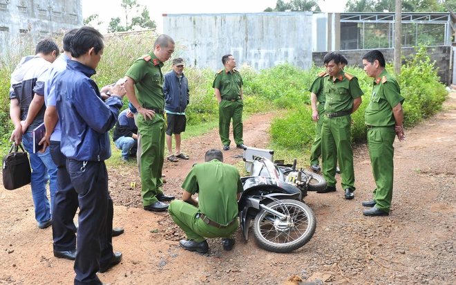 Tài xế xe ôm bị đâm tử vong khi chở khách lúc rạng sáng Ảnh 2
