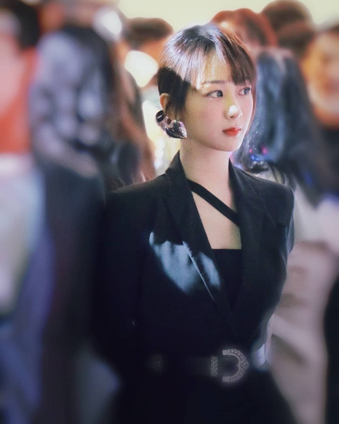 Dương Tử 'khá giả' thêm nhờ vụ kiện fan của Ngô Diệc Phàm, fan Địch Lệ Nhiệt Ba kiện fan Dương Tử Ảnh 9