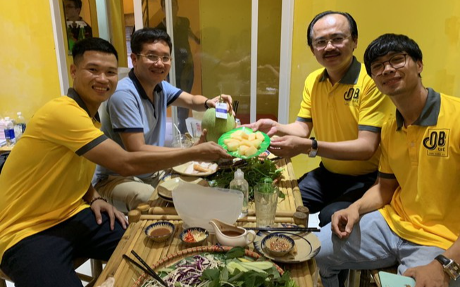 Trước đám cưới, Công Phượng nhận được 'quà cực khủng' của bầu Đức, bầu Thắng, bầu Hải Ảnh 2