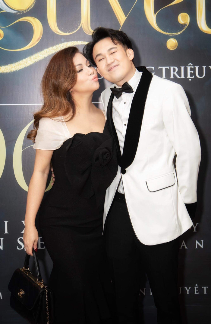 Liveshow Dương Triệu Vũ: Song ca cùng Hoài Linh, tổ chức trên du thuyền với mức giá 'kỷ lục' Ảnh 5