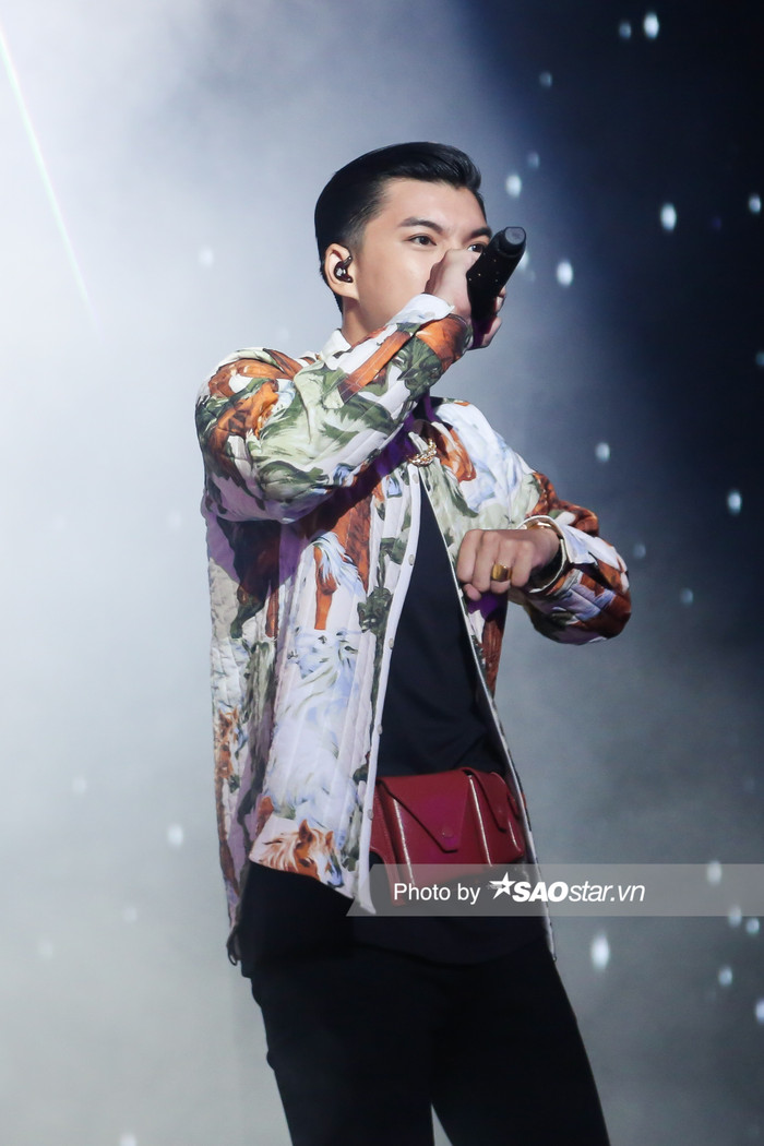 Noo Phước Thịnh cùng HIEUTHUHAI - RichChoi mang 'Tôi là một ngôi sao' thiêu đốt sàn đấu King Of Rap Ảnh 10