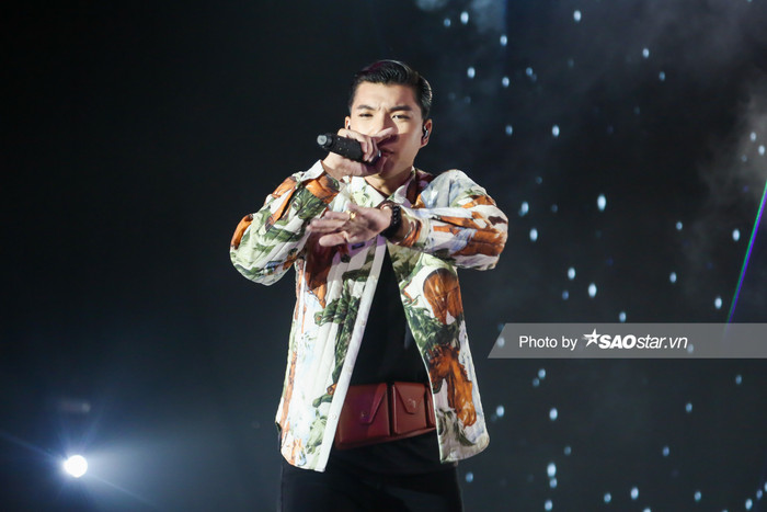 Noo Phước Thịnh cùng HIEUTHUHAI - RichChoi mang 'Tôi là một ngôi sao' thiêu đốt sàn đấu King Of Rap Ảnh 9