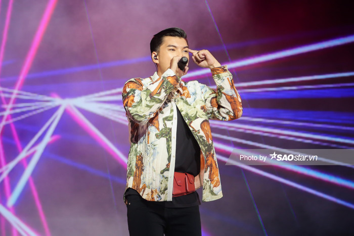 Noo Phước Thịnh cùng HIEUTHUHAI - RichChoi mang 'Tôi là một ngôi sao' thiêu đốt sàn đấu King Of Rap Ảnh 7