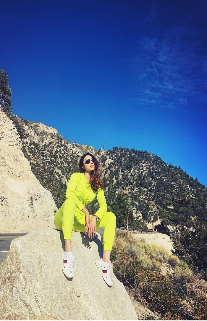 Trước đó, Ngọc Quyên từng chia sẻ cuộc sống, công việc bên Mỹ đã dạy cô trở thành một con người khác, biết kiên nhẫn hơn và bỏ đi được cái nóng nảy