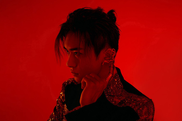 Sân khấu 'Double 11' của Dịch Dương Thiên Tỉ bỗng xuất hiện trên các trang báo mạng của nhiều quốc gia Ảnh 9