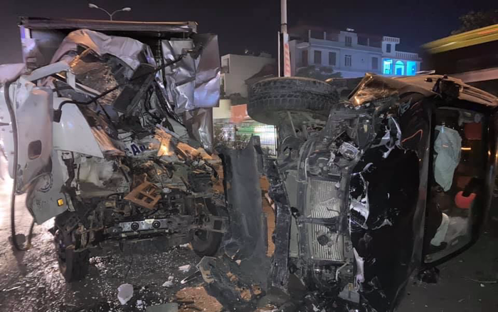 Ô tô Fortuner mất lái lao sang đường, đâm tài xế xe thư báo tử vong thương tâm Ảnh 2