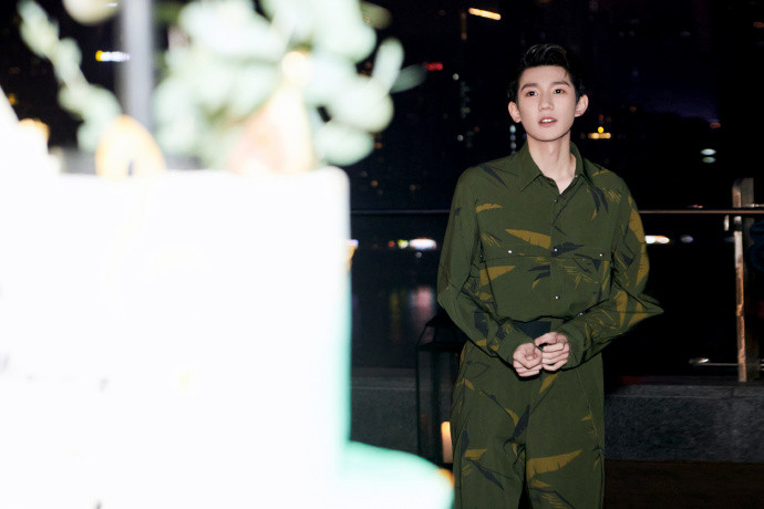 Vương Nguyên (TFBoys) - Hệ thống ngôn ngữ gặp chút 'vấn đề' Ảnh 15