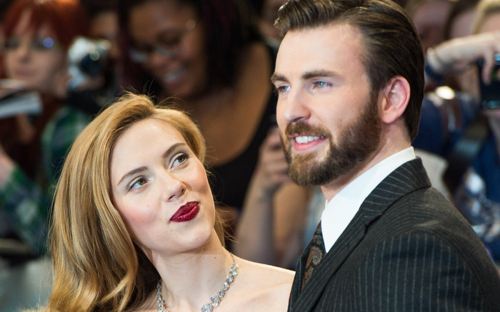 'Trên tình bạn dưới tình yêu', Scarlett Johansson và Chris Evans đích thị là tri kỷ rồi! Ảnh 2