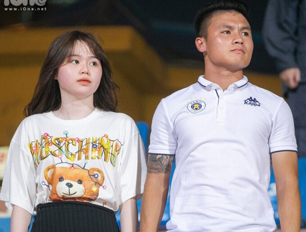 Sau lùm xùm 'cắm sừng' Quang Hải, Huỳnh Anh bất ngờ xuất hiện trên bục giảng Ảnh 7