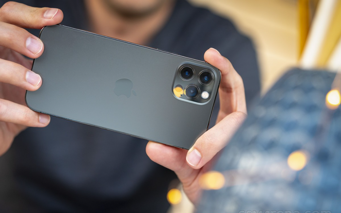 iPhone 12 Pro chụp hình kém nhiều smartphone từ Trung Quốc Ảnh 2