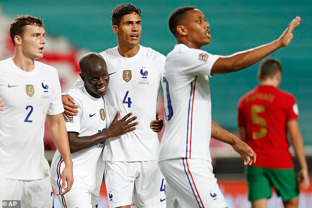 Kante ghi bàn duy nhất giúp Pháp vào bán kết Nations League.