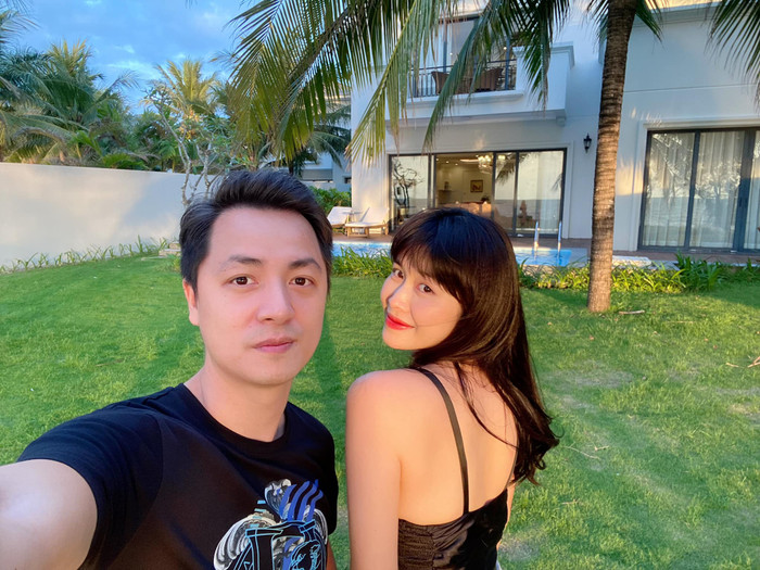 Vợ chồng Đăng Khôi - Thủy Anh 'trốn con' đi du lịch sang chảnh kỷ niệm 7 năm ngày cưới