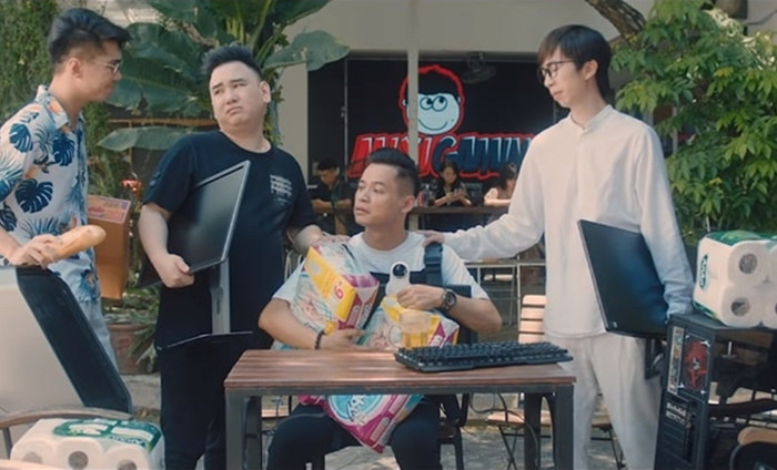 (Ảnh: YouTube / MixiGaming)