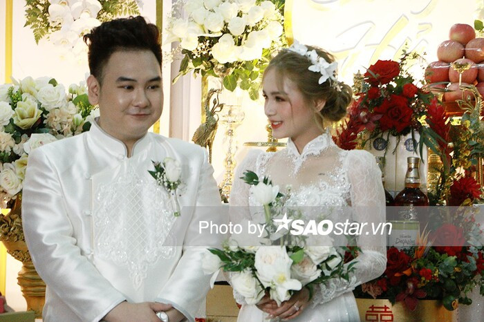 Hai vợ chồng Xemesis và Xoài Non