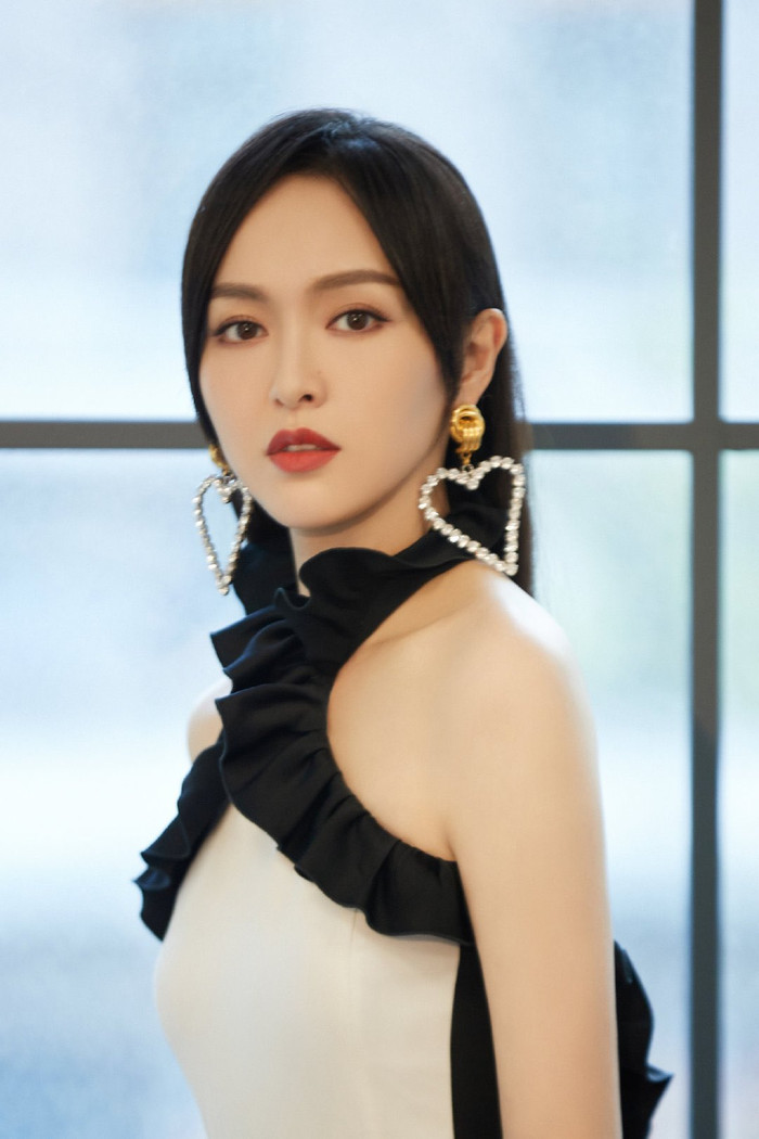 Đường Yên tham gia sự kiện quảng bá cho bộ phim truyền hình 'Yến Vân Đài'.