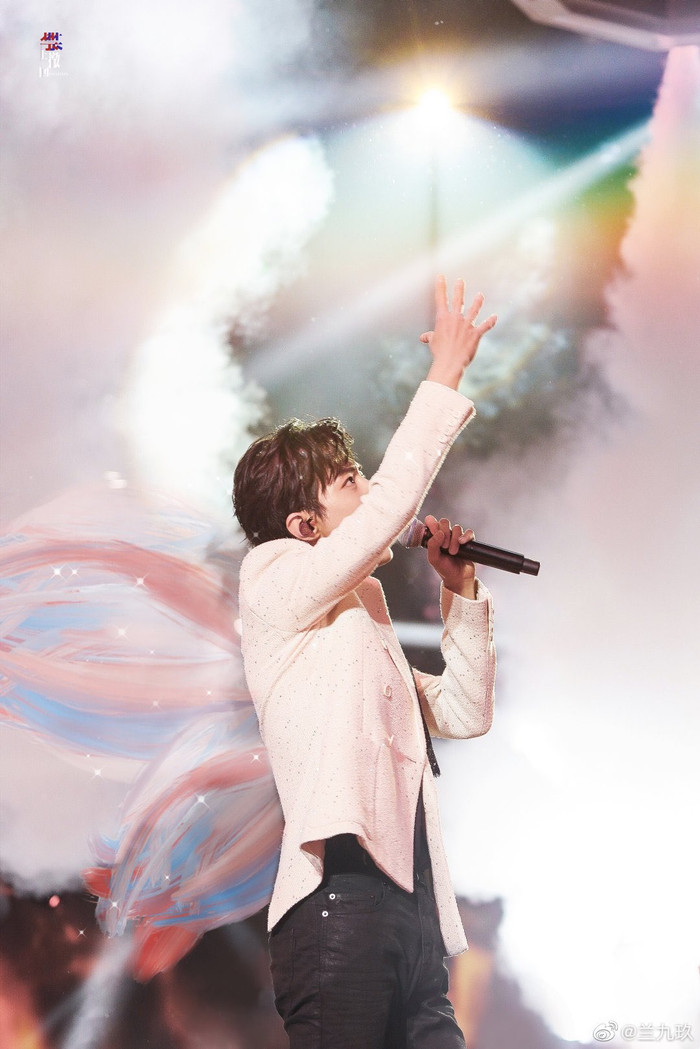 Tiêu Chiến lần nữa chứng minh sức hút đáng nể trên MXH sau lần xuất hiện ở CCTV, được báo chí nhắc đến Ảnh 11