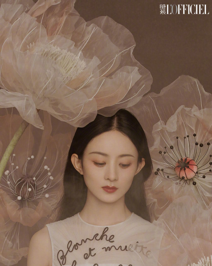 Cô gây chú ý bởi nhan sắc và thần thái cực đỉnh.