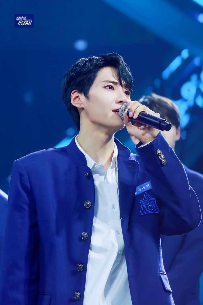 Lee Jin Hyuk.