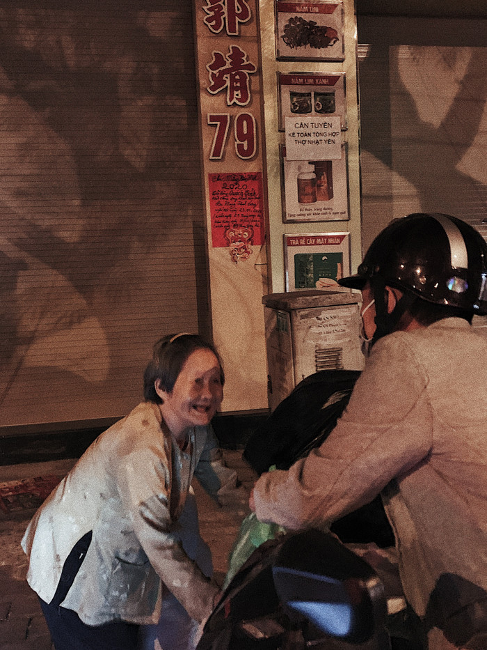 Cảm động 'chuyện của Đông': Tấm lòng cô sinh viên dành cho trẻ em khuyết tật Ảnh 10