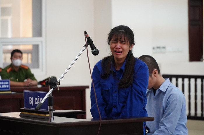 Trước khi bị tuyên án, cặp vợ chồng bạo hành con gái tử vong vẫn gửi những lời 'đặc biệt' Ảnh 2