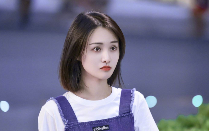 Lên tiếng vì sự kiện xã hội, Trịnh Sảng bị dân mạng chế giễu: 'Vô văn hóa, không có học thức!' Ảnh 2