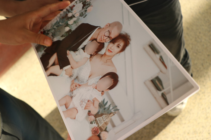 Nụ hôn tạm biệt của người cha dượng bị tuyên án tử hình sau bi kịch cùng vợ bạo hành con gái tử vong Ảnh 7