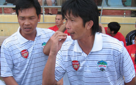 Dusit Chalermsan sẽ dẫn dắt HAGL mùa tới? Ảnh 2