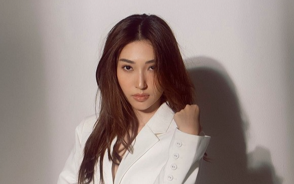 Đông Nhi hé lộ Khổng Tú Quỳnh có tình yêu mới sau chia tay với Ngô Kiến Huy Ảnh 2