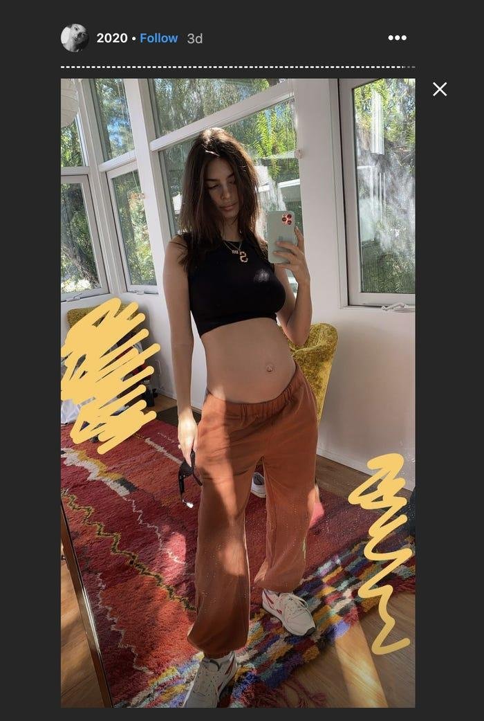 Emily Ratajkowski bầu vượt mặt vẫn thích mặc áo crop top Ảnh 5