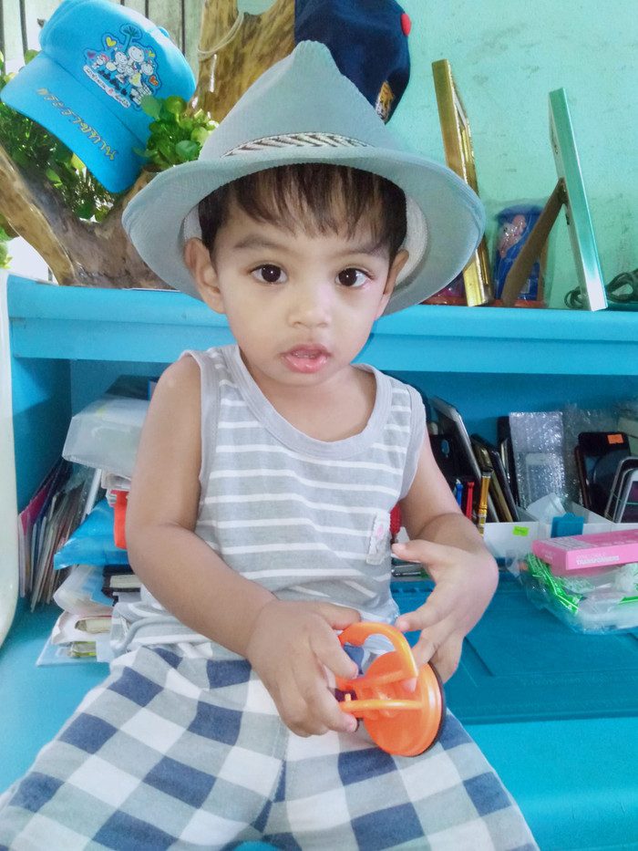 Bất ngờ với diện mạo sau 3 năm của cậu bé 'đẹp từ trong trứng nước' ở Thái Lan Ảnh 11