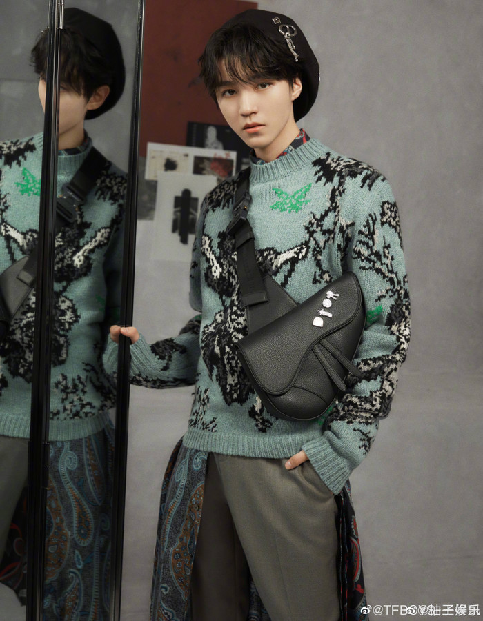 Vương Tuấn Khải (TFBOYS) giảm 10kg, số cân nặng bằng thiếu nữ: Đáng lo hay đáng tự hào? Ảnh 10