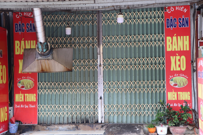 Quán bánh xèo đóng cửa sau sự việc.