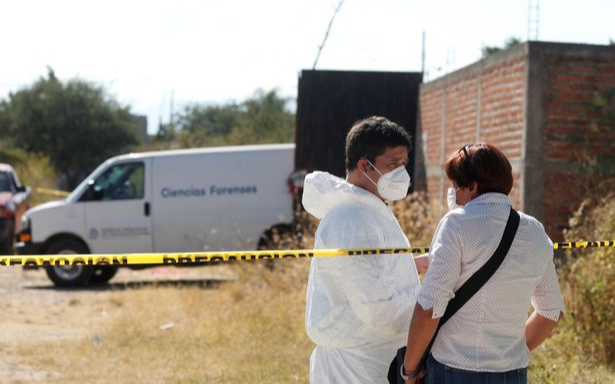 Khai quật ngôi mộ tập thể với 113 thi thể không nguyên vẹn ở thành phố ma túy Ảnh 2