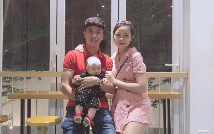 Phan Văn Đức tự nhận… 'đẹp trai nhất nhà', nhưng nhan sắc Võ Nhật Linh mới gây chú ý Ảnh 2