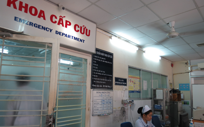 Bé gái 3 tuổi chấn thương sọ não nặng, tiên lượng xấu nghi do bị mẹ bạo hành Ảnh 2