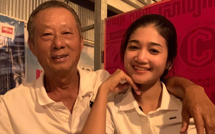 Cụ ông 70 tuổi cưới vợ đáng tuổi cháu, nhan sắc của cô dâu khiến nhiều người kinh ngạc Ảnh 2